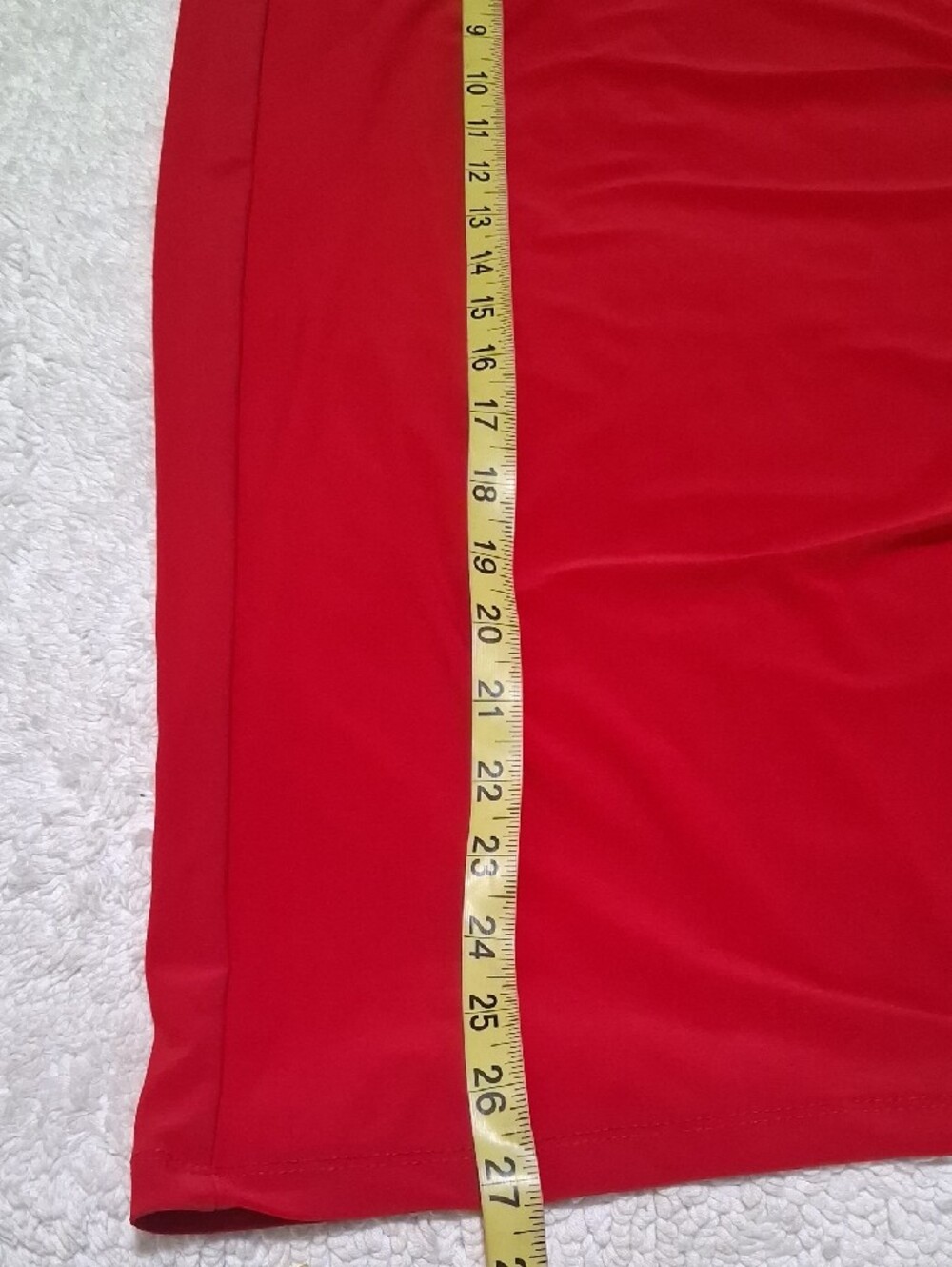 Classic Red Ruched Pencil Skirt - Sleek Women's Work-to-Evening Piece - Picture 7 of 7